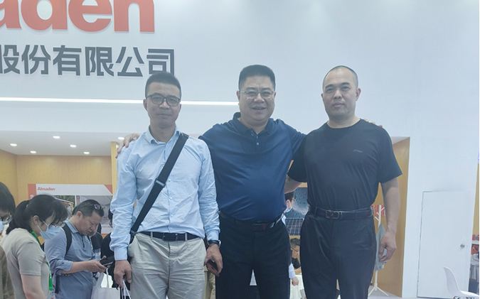 无锡荣布罗智能设备有限公司。